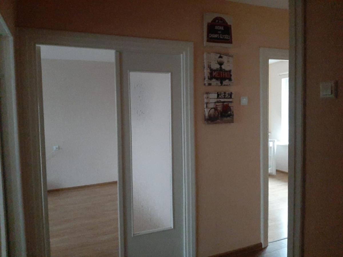 Ergli Apartment Extérieur photo