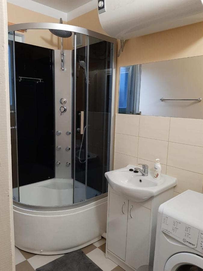 Ergli Apartment Extérieur photo